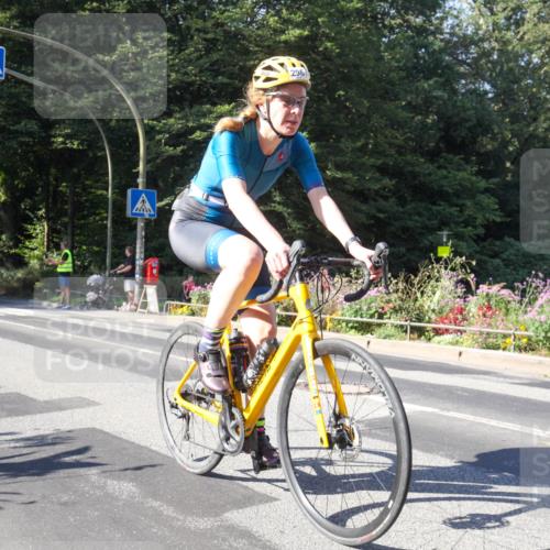 08.09.2024 - Stadtparktriathlon Zöllner http://msf.ph/oto/7042369 08.09.2024 10:31:07 Radfahren 296, 353 meine-sportfotos.de
