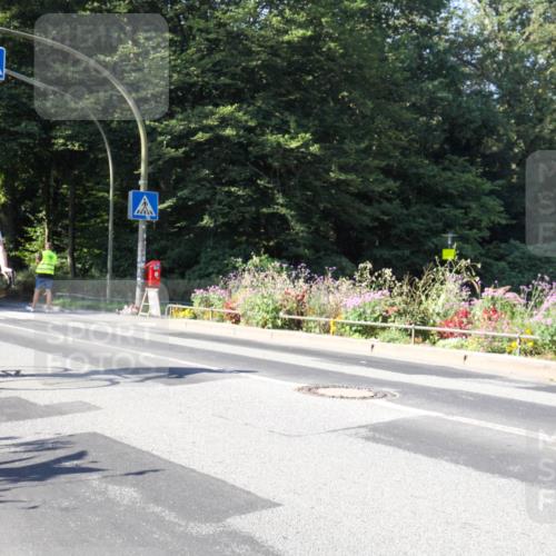 08.09.2024 - Stadtparktriathlon Zöllner http://msf.ph/oto/7042409 08.09.2024 10:31:24 Radfahren 345 meine-sportfotos.de