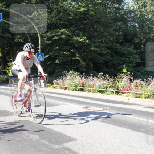08.09.2024 - Stadtparktriathlon Zöllner http://msf.ph/oto/7042411 08.09.2024 10:31:24 Radfahren 345 meine-sportfotos.de