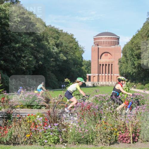 08.09.2024 - Stadtparktriathlon Zöllner http://msf.ph/oto/7042413 08.09.2024 10:31:13 Radfahren 281, 298, 327 meine-sportfotos.de