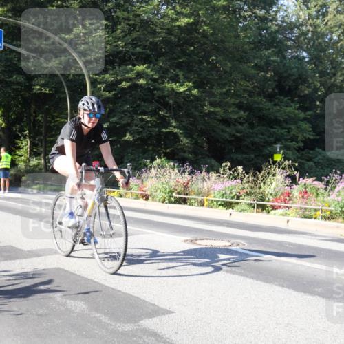 08.09.2024 - Stadtparktriathlon Zöllner http://msf.ph/oto/7042458 08.09.2024 10:31:50 Radfahren 335 meine-sportfotos.de