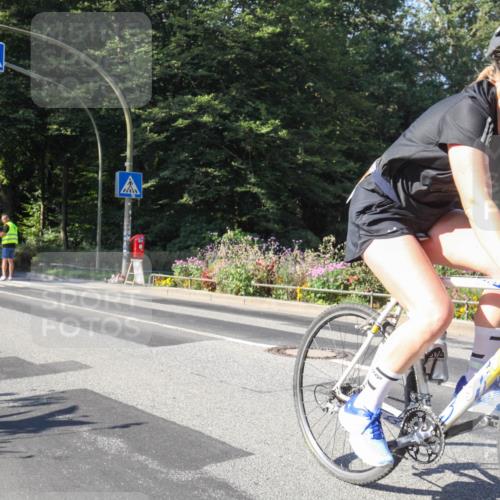08.09.2024 - Stadtparktriathlon Zöllner http://msf.ph/oto/7042460 08.09.2024 10:31:51 Radfahren 265, 335 meine-sportfotos.de