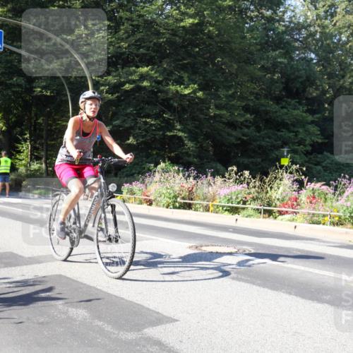 08.09.2024 - Stadtparktriathlon Zöllner http://msf.ph/oto/7042482 08.09.2024 10:32:04 Radfahren 263, 351 meine-sportfotos.de