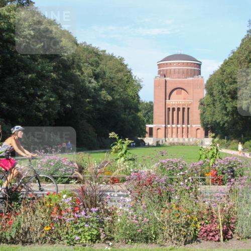 08.09.2024 - Stadtparktriathlon Zöllner http://msf.ph/oto/7042520 08.09.2024 10:32:04 Radfahren 263, 351 meine-sportfotos.de