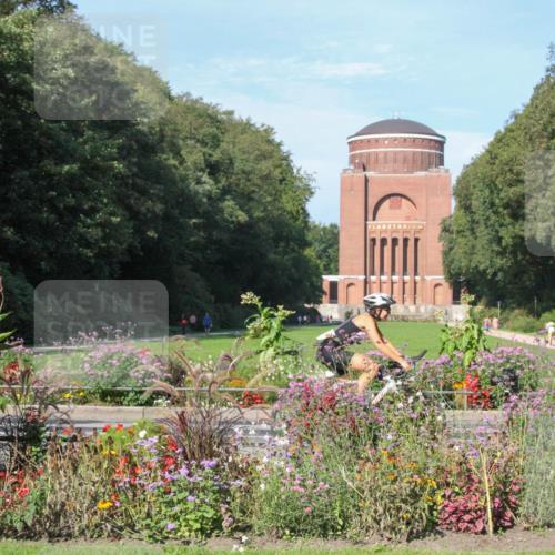 08.09.2024 - Stadtparktriathlon Zöllner http://msf.ph/oto/7042559 08.09.2024 10:32:22 Radfahren 271, 292 meine-sportfotos.de