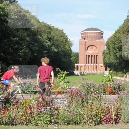 08.09.2024 - Stadtparktriathlon Zöllner http://msf.ph/oto/7042617 08.09.2024 10:33:07 Radfahren 236 meine-sportfotos.de