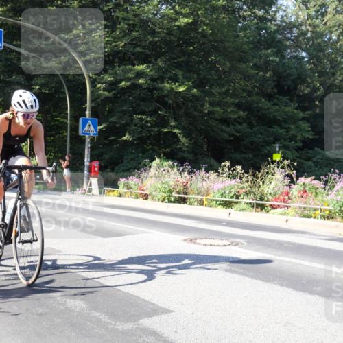 08.09.2024 - Stadtparktriathlon Zöllner http://msf.ph/oto/7042629 08.09.2024 10:33:28 Radfahren 306, 361 meine-sportfotos.de