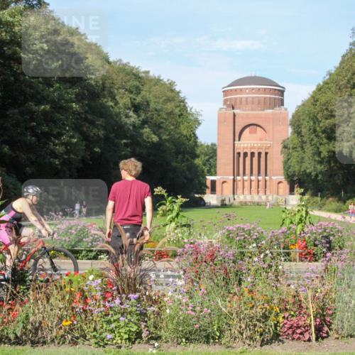 08.09.2024 - Stadtparktriathlon Zöllner http://msf.ph/oto/7042651 08.09.2024 10:33:17 Radfahren 289, 356 meine-sportfotos.de