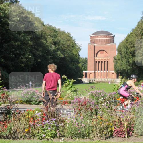 08.09.2024 - Stadtparktriathlon Zöllner http://msf.ph/oto/7042653 08.09.2024 10:33:18 Radfahren 289, 356 meine-sportfotos.de