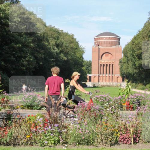08.09.2024 - Stadtparktriathlon Zöllner http://msf.ph/oto/7042668 08.09.2024 10:33:23 Radfahren  meine-sportfotos.de