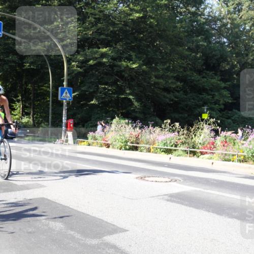 08.09.2024 - Stadtparktriathlon Zöllner http://msf.ph/oto/7042708 08.09.2024 10:34:01 Radfahren 290 meine-sportfotos.de