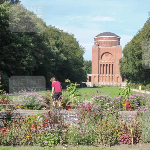08.09.2024 - Stadtparktriathlon Zöllner http://msf.ph/oto/7042733 08.09.2024 10:33:41 Radfahren 329 meine-sportfotos.de