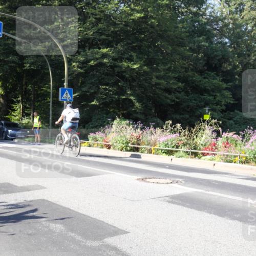08.09.2024 - Stadtparktriathlon Zöllner http://msf.ph/oto/7042742 08.09.2024 10:34:17 Radfahren 254 meine-sportfotos.de