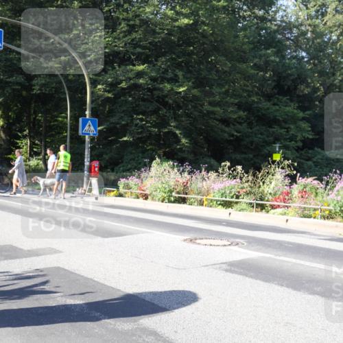 08.09.2024 - Stadtparktriathlon Zöllner http://msf.ph/oto/7042868 08.09.2024 10:35:40 Radfahren 308, 357 meine-sportfotos.de