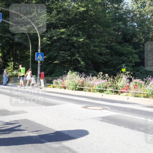 08.09.2024 - Stadtparktriathlon Zöllner http://msf.ph/oto/7042871 08.09.2024 10:35:43 Radfahren 357 meine-sportfotos.de