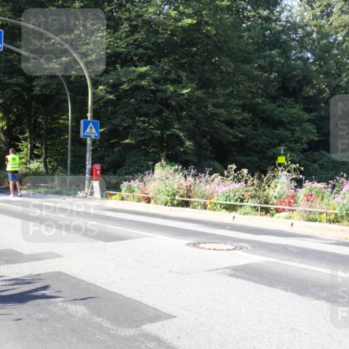 08.09.2024 - Stadtparktriathlon Zöllner http://msf.ph/oto/7042921 08.09.2024 10:36:08 Radfahren 43, 349, 387, 449 meine-sportfotos.de