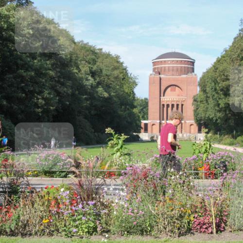 08.09.2024 - Stadtparktriathlon Zöllner http://msf.ph/oto/7042961 08.09.2024 10:35:48 Radfahren 408 meine-sportfotos.de