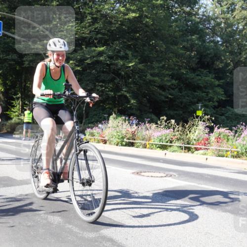 08.09.2024 - Stadtparktriathlon Zöllner http://msf.ph/oto/7042985 08.09.2024 10:36:29 Radfahren 218, 274, 427, 435 meine-sportfotos.de