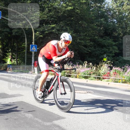 08.09.2024 - Stadtparktriathlon Zöllner http://msf.ph/oto/7043014 08.09.2024 10:36:49 Radfahren 363, 398, 451 meine-sportfotos.de