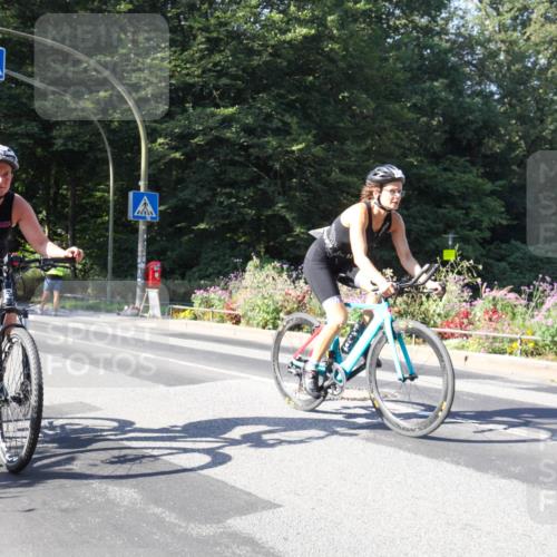 08.09.2024 - Stadtparktriathlon Zöllner http://msf.ph/oto/7043019 08.09.2024 10:36:56 Radfahren 264, 305, 407 meine-sportfotos.de