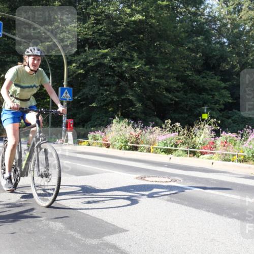 08.09.2024 - Stadtparktriathlon Zöllner http://msf.ph/oto/7043039 08.09.2024 10:37:24 Radfahren 293, 307, 421 meine-sportfotos.de