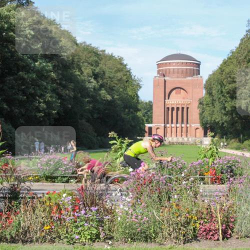 08.09.2024 - Stadtparktriathlon Zöllner http://msf.ph/oto/7043044 08.09.2024 10:36:26 Radfahren 218, 274, 348, 414, 423, 427 meine-sportfotos.de