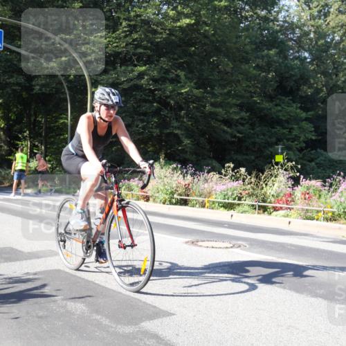 08.09.2024 - Stadtparktriathlon Zöllner http://msf.ph/oto/7043064 08.09.2024 10:38:09 Radfahren 273 meine-sportfotos.de