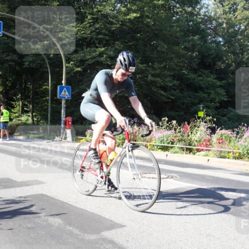 08.09.2024 - Stadtparktriathlon Zöllner http://msf.ph/oto/7043073 08.09.2024 10:38:32 Radfahren 403, 436 meine-sportfotos.de
