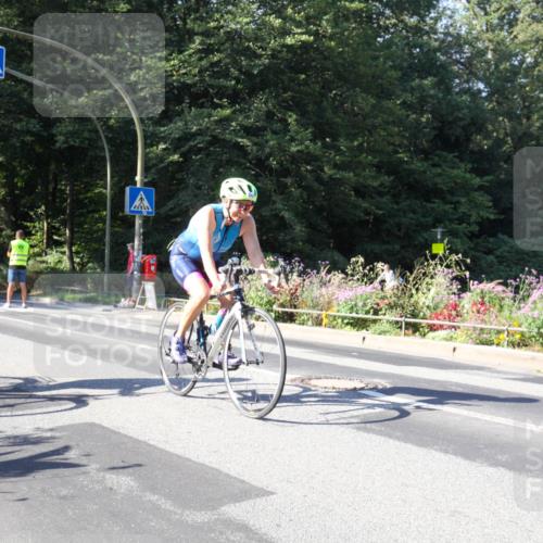 08.09.2024 - Stadtparktriathlon Zöllner http://msf.ph/oto/7043110 08.09.2024 10:39:11 Radfahren 233, 343, 371, 380 meine-sportfotos.de