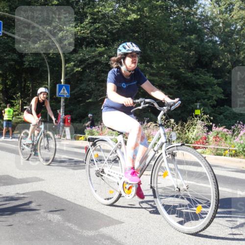 08.09.2024 - Stadtparktriathlon Zöllner http://msf.ph/oto/7043117 08.09.2024 10:39:19 Radfahren 252, 266, 268, 381 meine-sportfotos.de