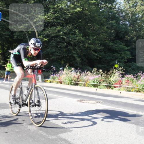 08.09.2024 - Stadtparktriathlon Zöllner http://msf.ph/oto/7043154 08.09.2024 10:39:47 Radfahren 292, 366, 416 meine-sportfotos.de