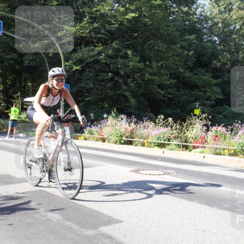 08.09.2024 - Stadtparktriathlon Zöllner http://msf.ph/oto/7043156 08.09.2024 10:39:48 Radfahren 292, 366, 416, 425 meine-sportfotos.de