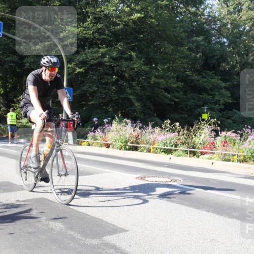 08.09.2024 - Stadtparktriathlon Zöllner http://msf.ph/oto/7043160 08.09.2024 10:39:51 Radfahren 292, 345, 376, 416, 425 meine-sportfotos.de