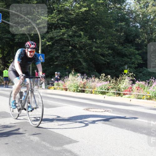 08.09.2024 - Stadtparktriathlon Zöllner http://msf.ph/oto/7043164 08.09.2024 10:39:54 Radfahren 345, 376, 416, 417, 425 meine-sportfotos.de