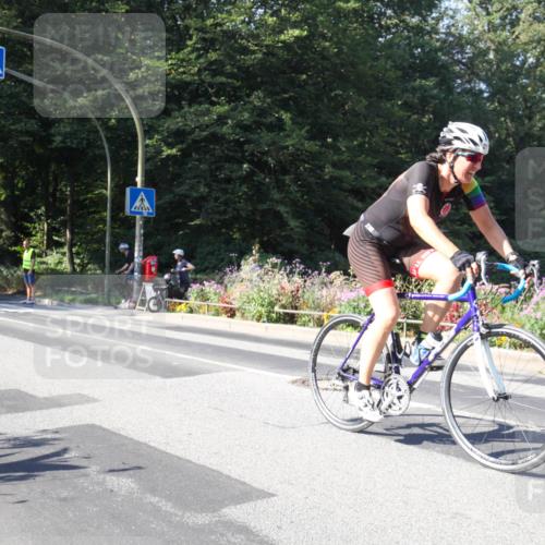 08.09.2024 - Stadtparktriathlon Zöllner http://msf.ph/oto/7043171 08.09.2024 10:40:00 Radfahren 271, 280, 417 meine-sportfotos.de