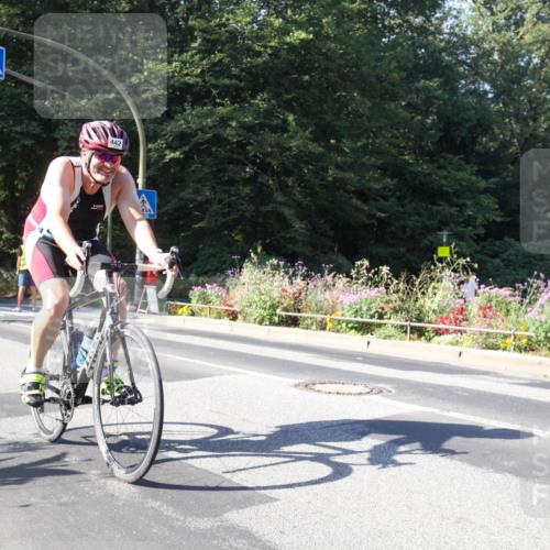 08.09.2024 - Stadtparktriathlon Zöllner http://msf.ph/oto/7043188 08.09.2024 10:40:43 Radfahren 354, 385, 432, 442 meine-sportfotos.de
