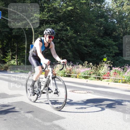 08.09.2024 - Stadtparktriathlon Zöllner http://msf.ph/oto/7043211 08.09.2024 10:41:23 Radfahren 458 meine-sportfotos.de