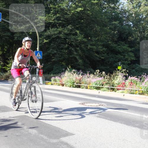 08.09.2024 - Stadtparktriathlon Zöllner http://msf.ph/oto/7043214 08.09.2024 10:41:29 Radfahren 306, 351, 399 meine-sportfotos.de