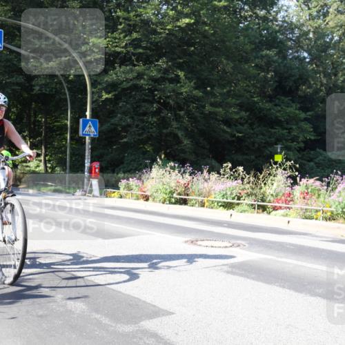 08.09.2024 - Stadtparktriathlon Zöllner http://msf.ph/oto/7043220 08.09.2024 10:41:34 Radfahren 306, 315, 327, 391 meine-sportfotos.de