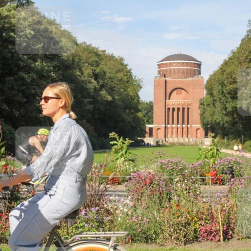 08.09.2024 - Stadtparktriathlon Zöllner http://msf.ph/oto/7043232 08.09.2024 10:39:36 Radfahren 281, 298, 367, 372, 405 meine-sportfotos.de