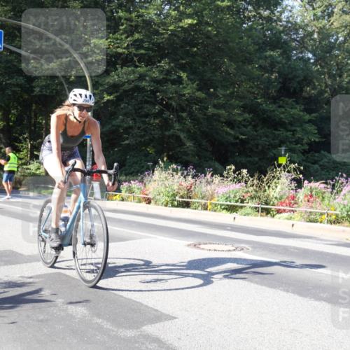 08.09.2024 - Stadtparktriathlon Zöllner http://msf.ph/oto/7043235 08.09.2024 10:41:43 Radfahren 251, 290, 317, 383, 401 meine-sportfotos.de