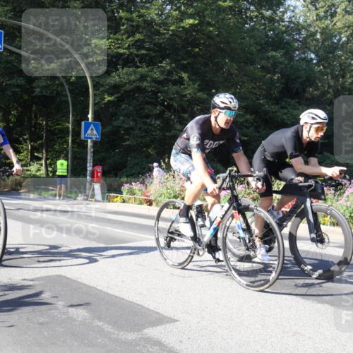 08.09.2024 - Stadtparktriathlon Zöllner http://msf.ph/oto/7043240 08.09.2024 10:42:01 Radfahren 276, 386, 387, 408, 460 meine-sportfotos.de
