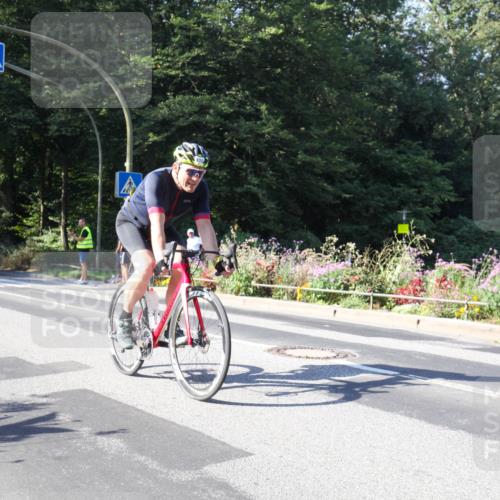 08.09.2024 - Stadtparktriathlon Zöllner http://msf.ph/oto/7043277 08.09.2024 10:42:37 Radfahren 284, 304, 404, 410, 420, 435 meine-sportfotos.de