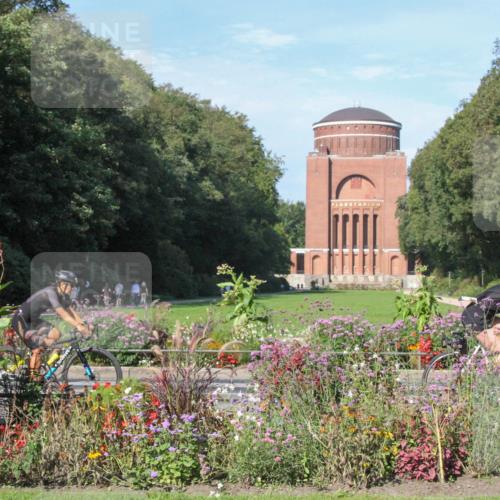 08.09.2024 - Stadtparktriathlon Zöllner http://msf.ph/oto/7043285 08.09.2024 10:40:50 Radfahren 263, 335, 354, 385, 394 meine-sportfotos.de