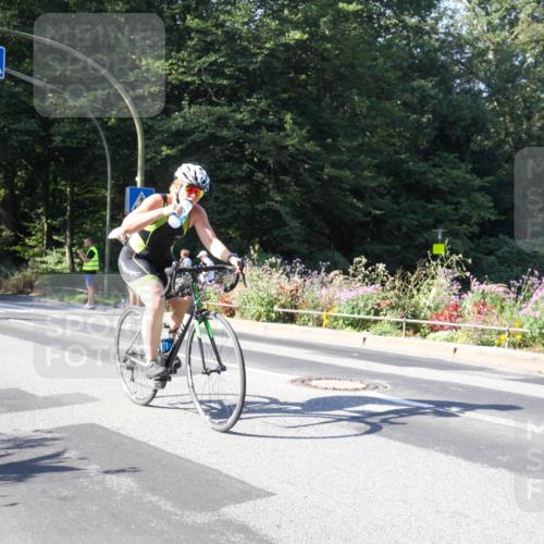 08.09.2024 - Stadtparktriathlon Zöllner http://msf.ph/oto/7043292 08.09.2024 10:42:59 Radfahren 283, 313, 355, 359 meine-sportfotos.de