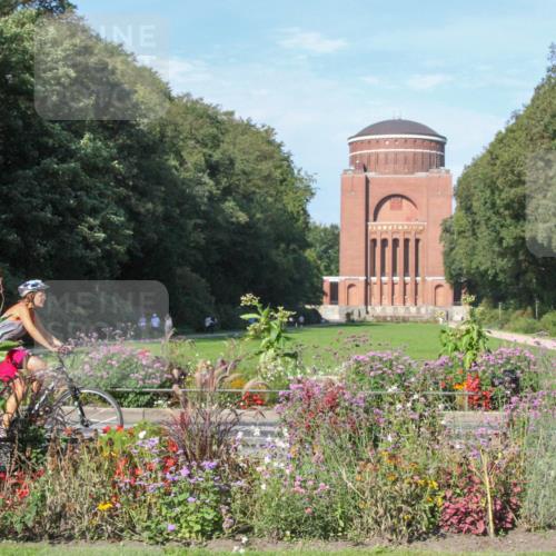 08.09.2024 - Stadtparktriathlon Zöllner http://msf.ph/oto/7043303 08.09.2024 10:41:28 Radfahren 306, 351, 399 meine-sportfotos.de