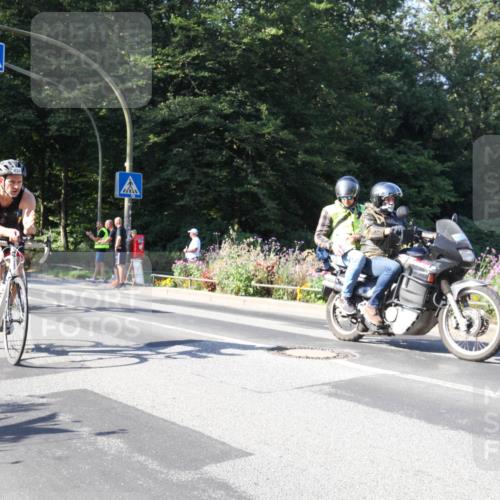 08.09.2024 - Stadtparktriathlon Zöllner http://msf.ph/oto/7043308 08.09.2024 10:43:13 Radfahren 308, 407, 427, 433, 451 meine-sportfotos.de