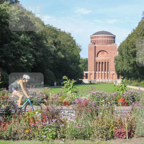 08.09.2024 - Stadtparktriathlon Zöllner http://msf.ph/oto/7043324 08.09.2024 10:41:42 Radfahren 251, 290, 317, 401, 411 meine-sportfotos.de