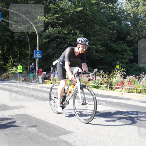 08.09.2024 - Stadtparktriathlon Zöllner http://msf.ph/oto/7043333 08.09.2024 10:44:05 Radfahren 299, 457 meine-sportfotos.de