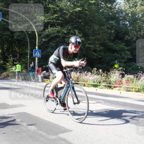 08.09.2024 - Stadtparktriathlon Zöllner http://msf.ph/oto/7043341 08.09.2024 10:44:18 Radfahren 254, 421, 453 meine-sportfotos.de